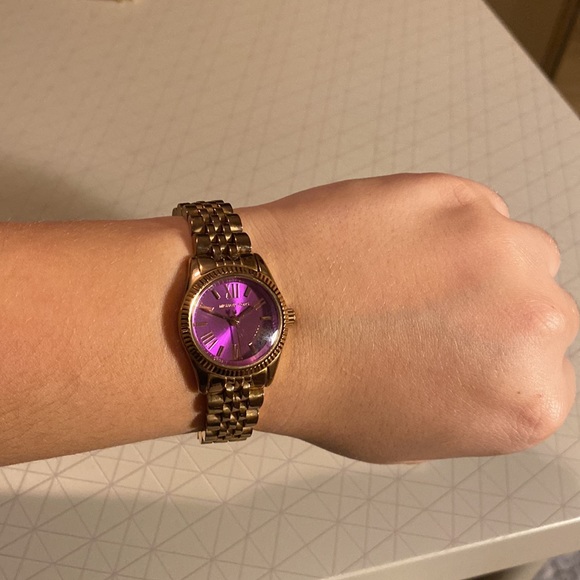 COPY - Rose Gold Michael Kors Watch - Picture 6 of 6